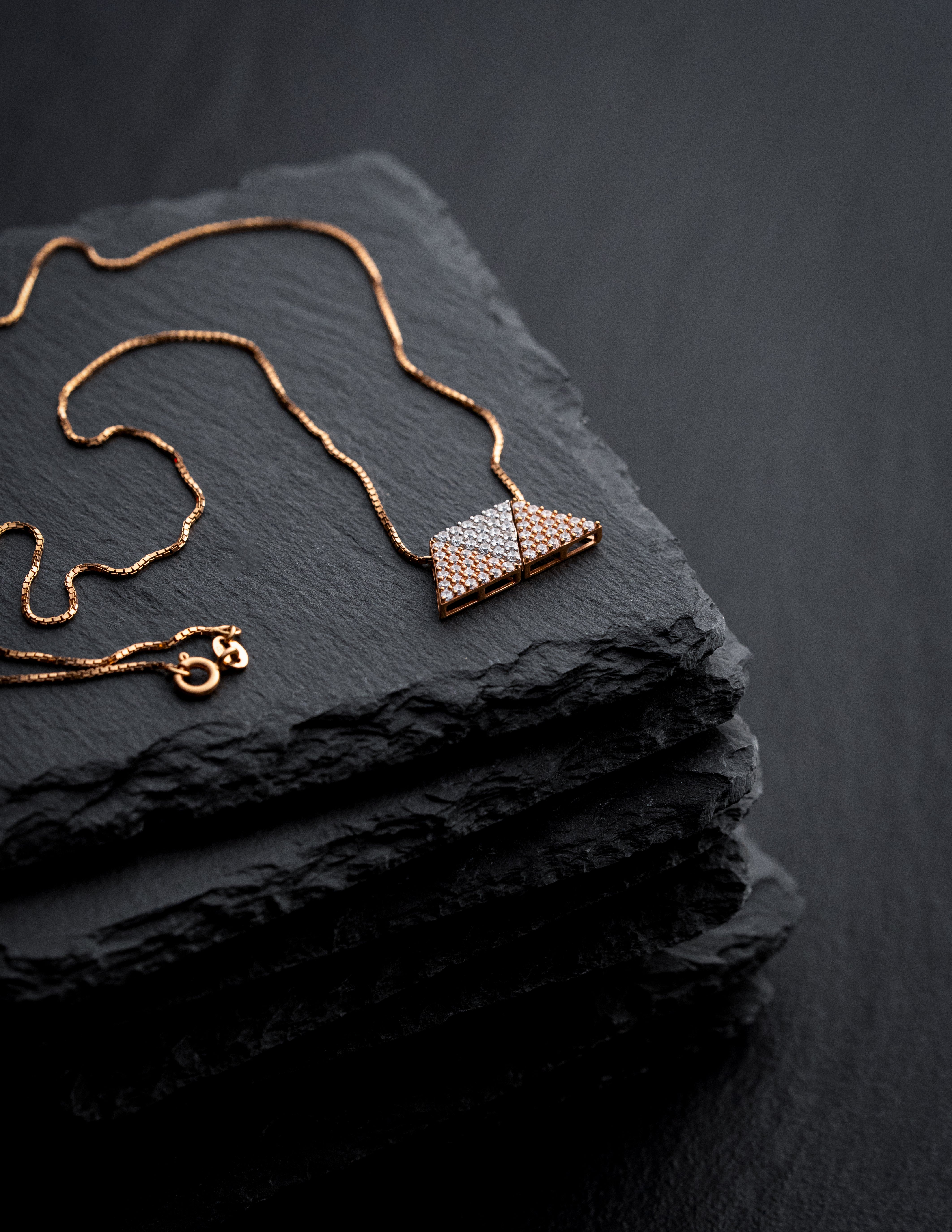 Triangular Mini Chain 18KT Gold Triangular Chain | Nagpal's Jewellery