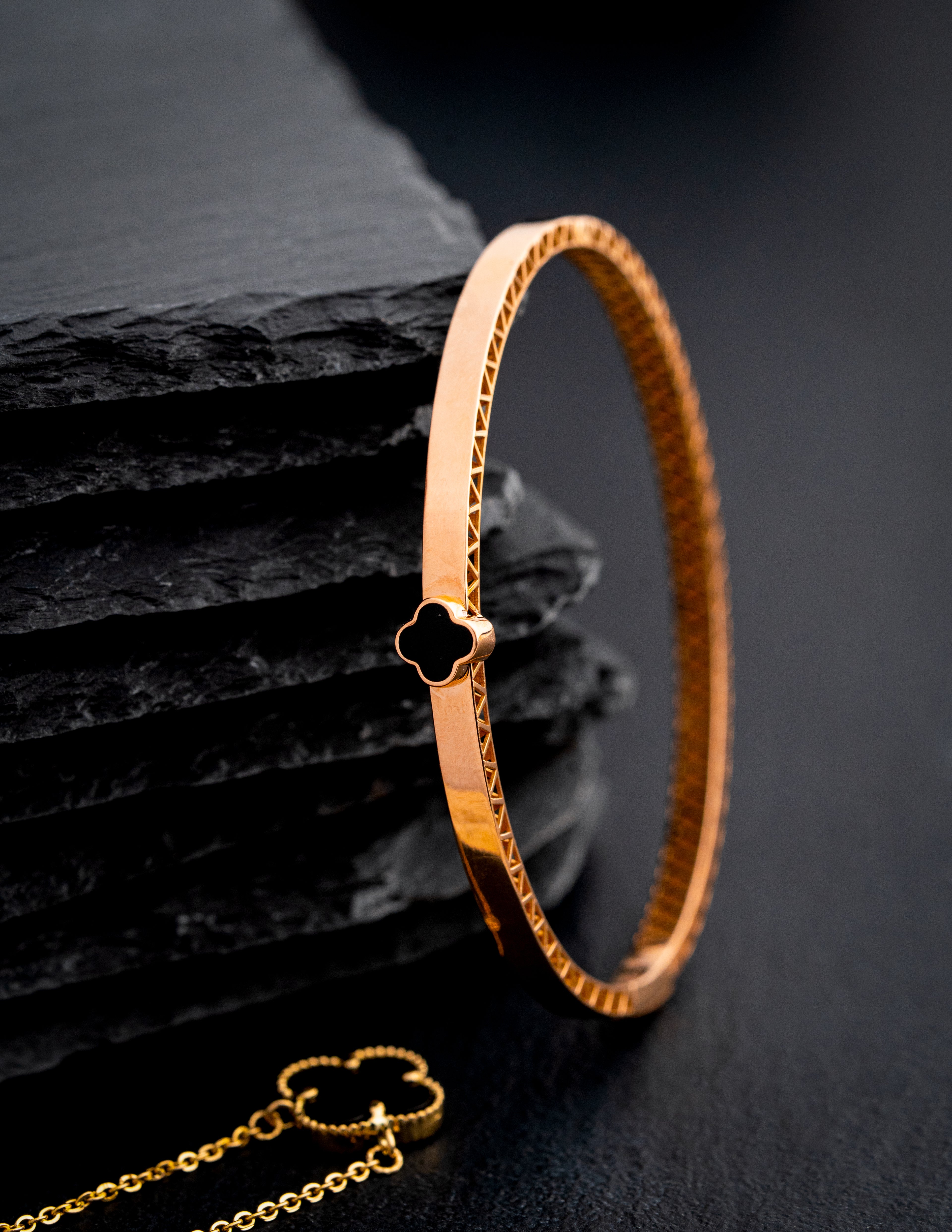 gold bracelet