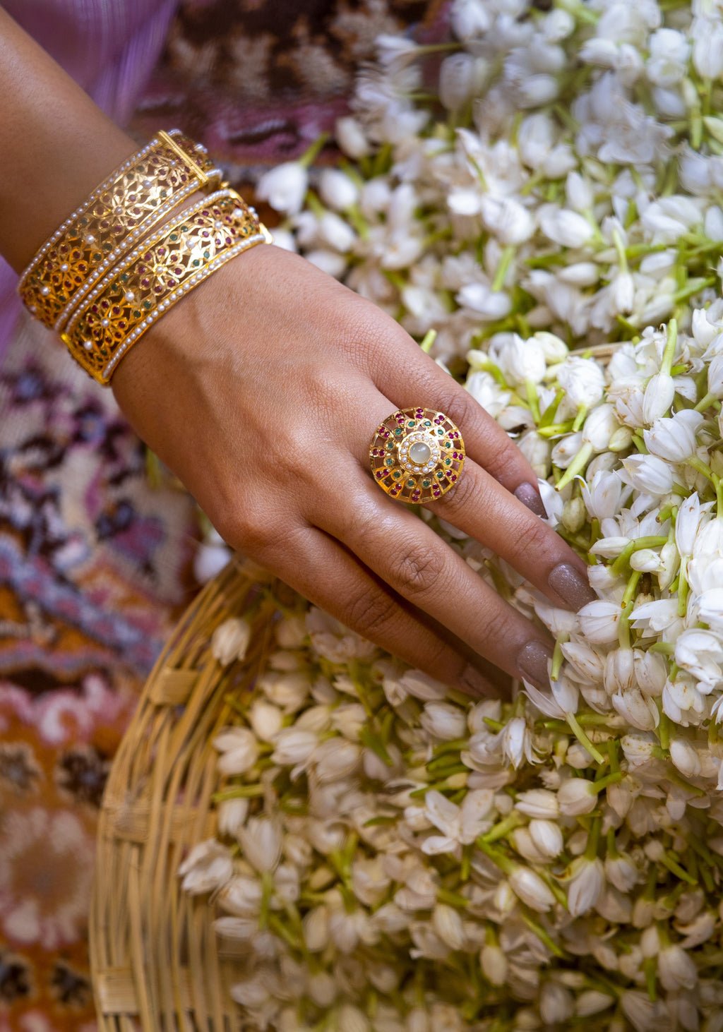 Jadau Gold cocktail ring