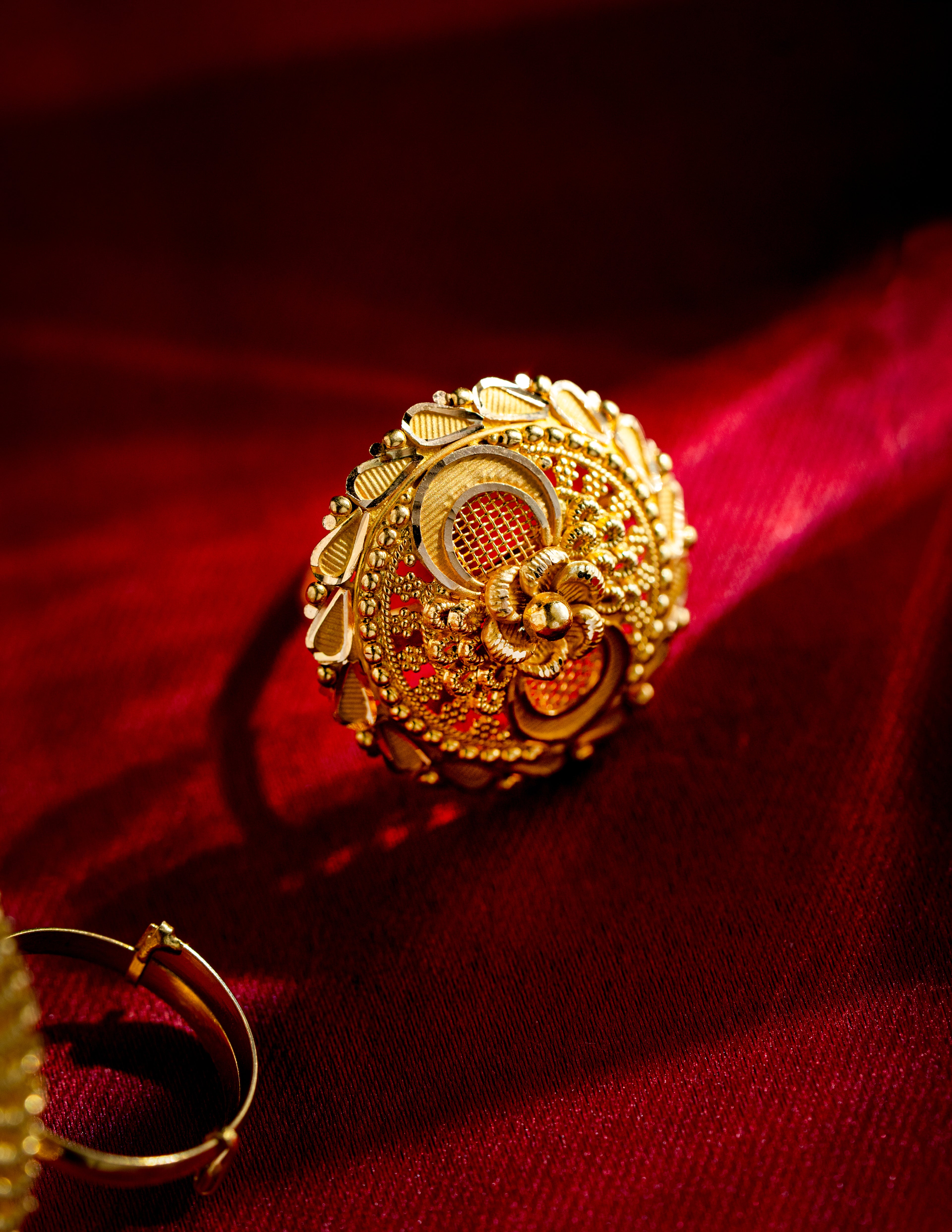 22kt gold huid ring