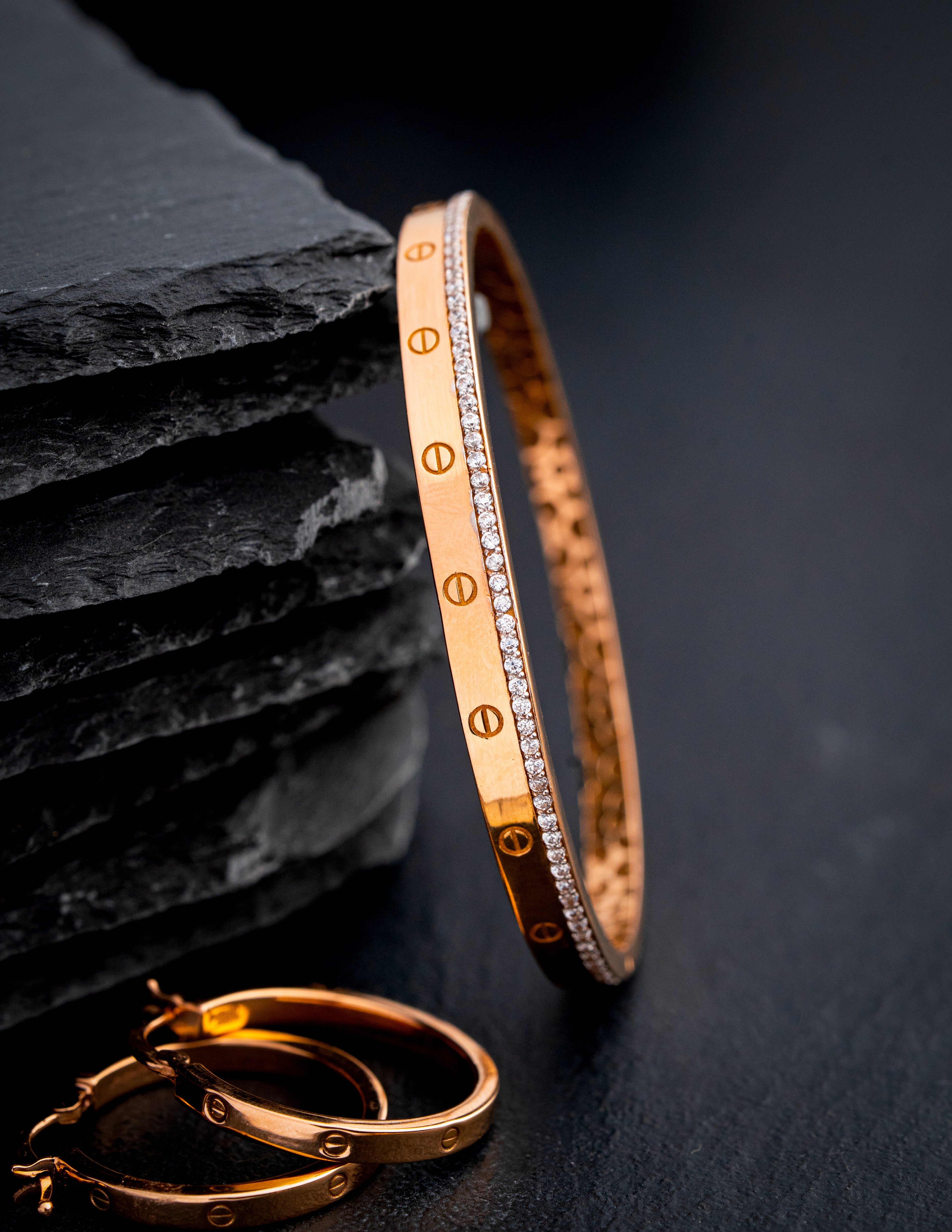 Gold bracelet
