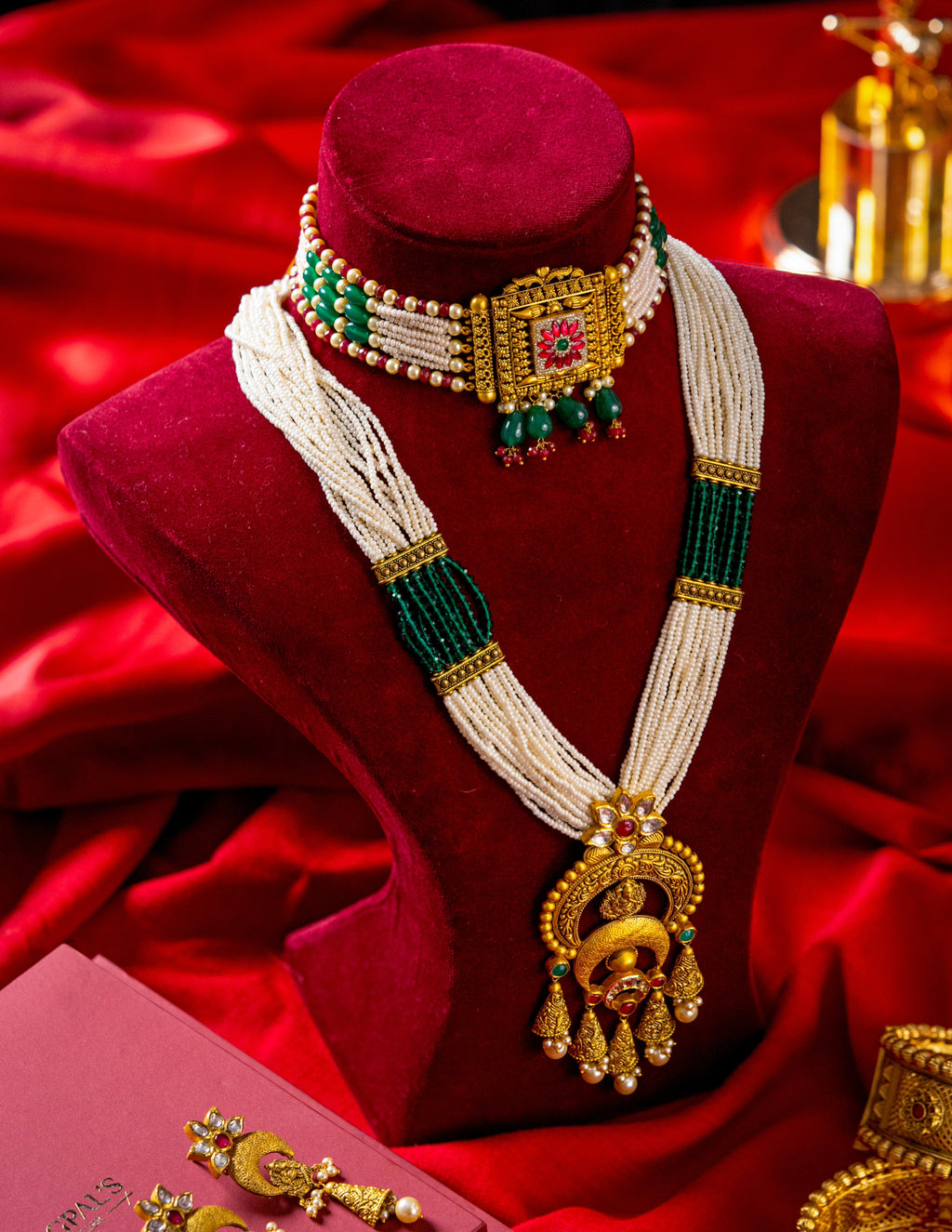 gold necklace