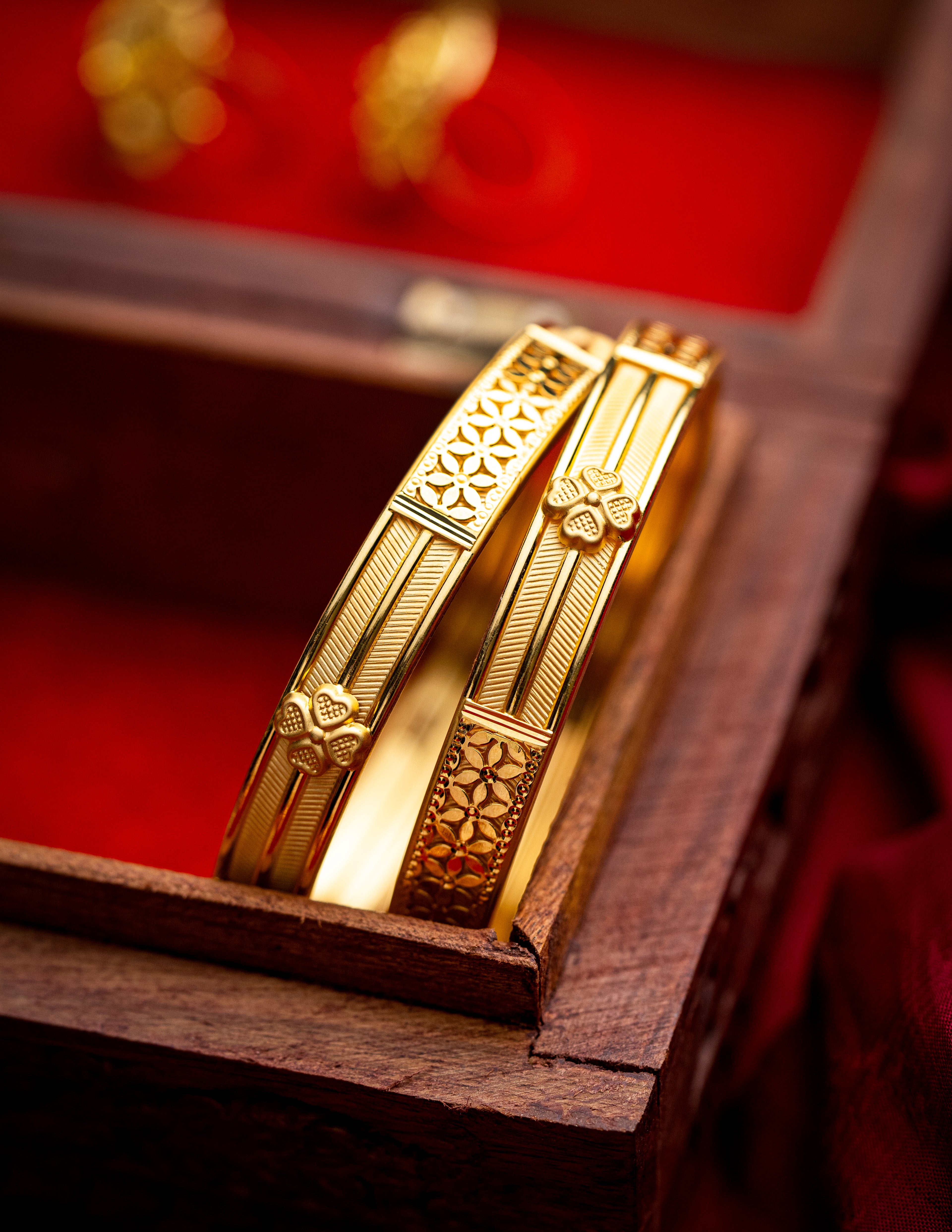 22kt gold bangles
