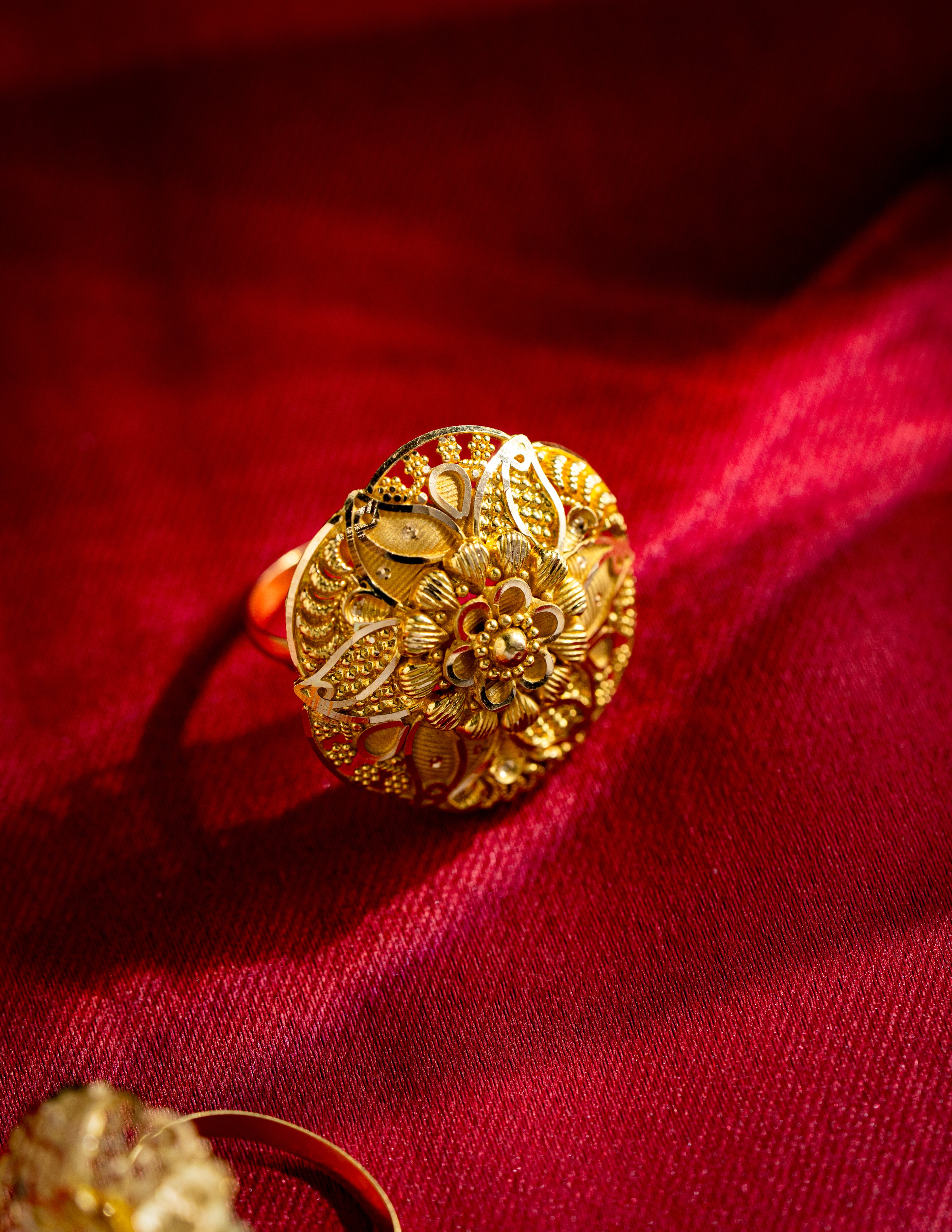 flower gold ring in 22KT