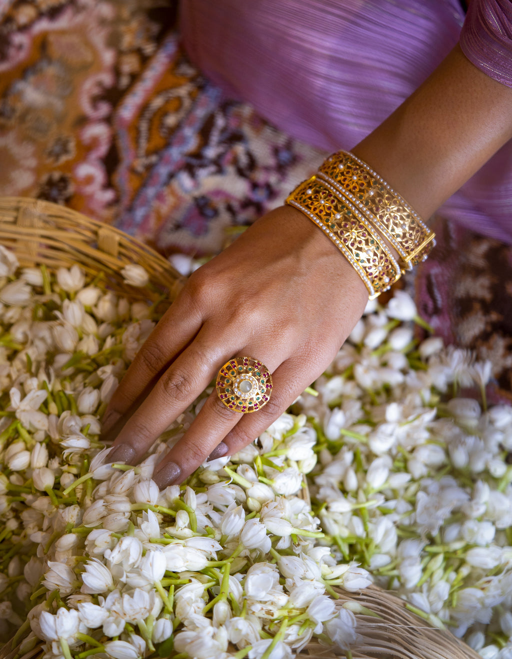 gold jadau jewellery